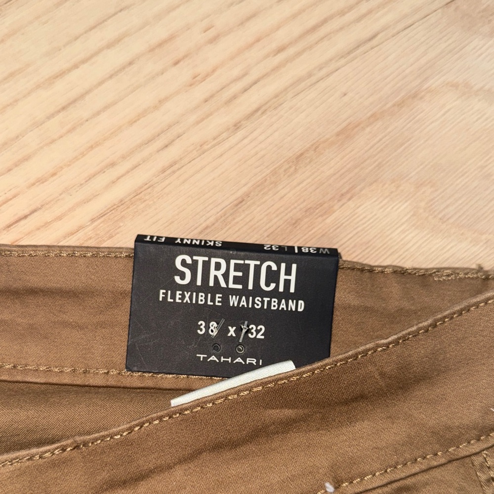Tahari Men's Slim Stretch Jeans in Brown - Picture 2 of 10